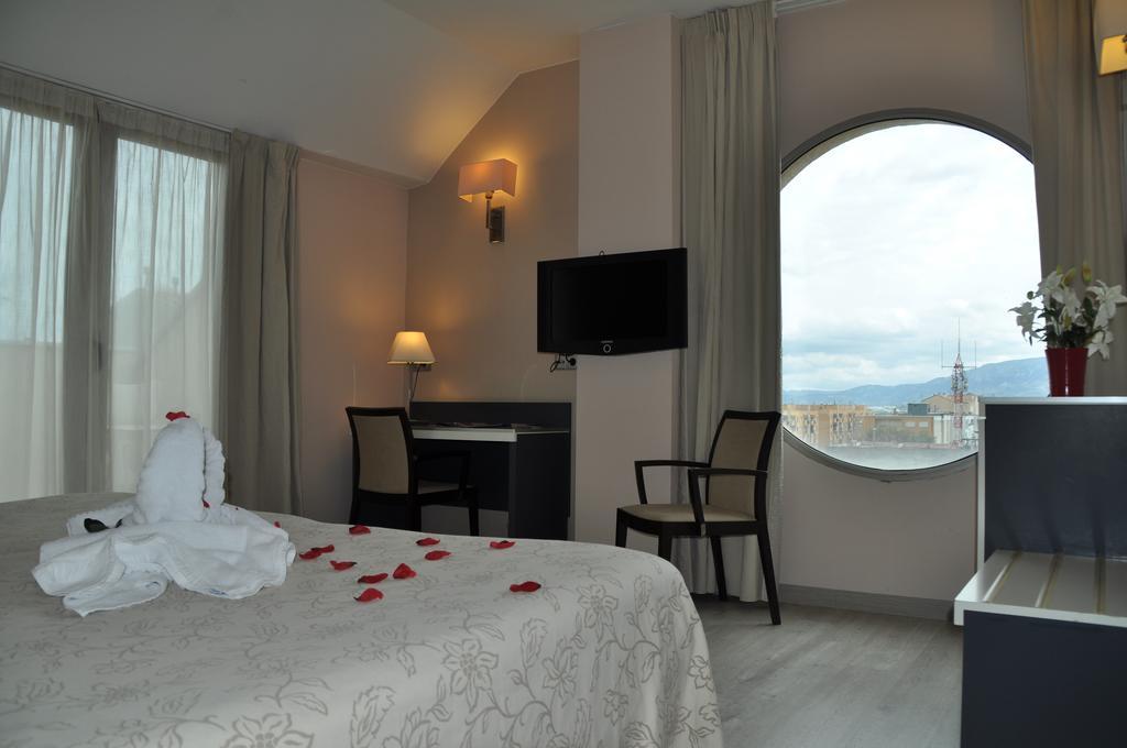 Hotel Vila De Muro Muro de Alcoy Kültér fotó